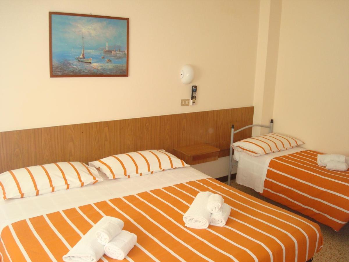 Hotel Amalfi ริมินี ภายนอก รูปภาพ